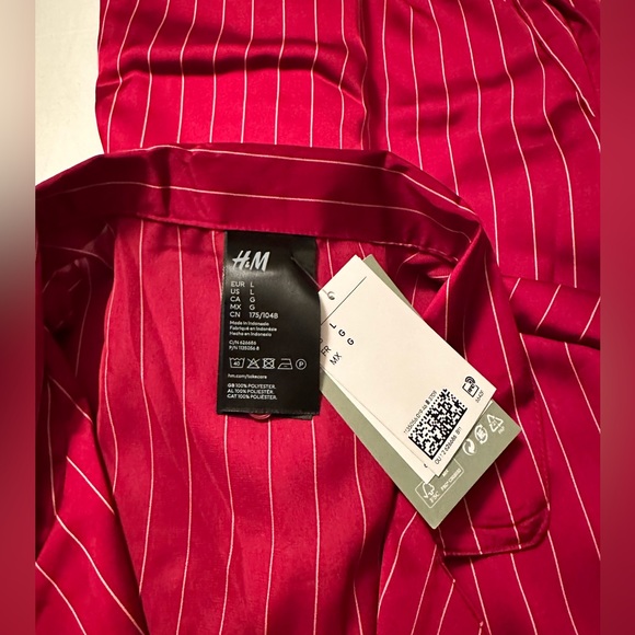๐HM red silk pin stripe pjs-new with tags-never worn. size L๐
๐ป๐๐ - Picture 4 of 8